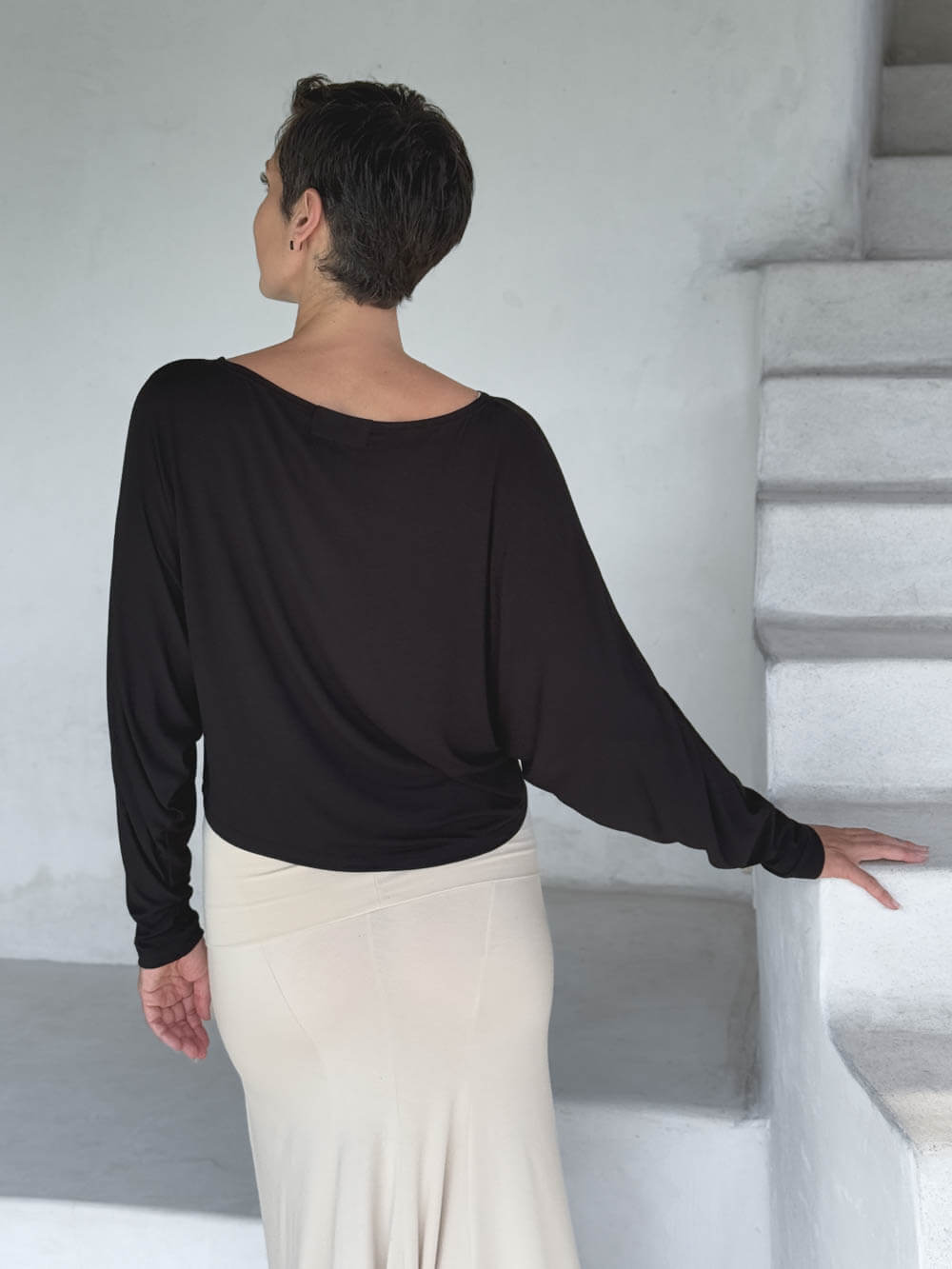 caraucci lightweight rayon jersey black long sleeve dolman top with cream hourglass skirt #color_black
