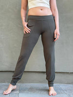 women's bamboo spandex forest green jogger pants with two front pockets #color_forest