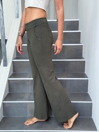 caraucci bamboo forest green flare-leg pants with two front and back pockets #color_forest