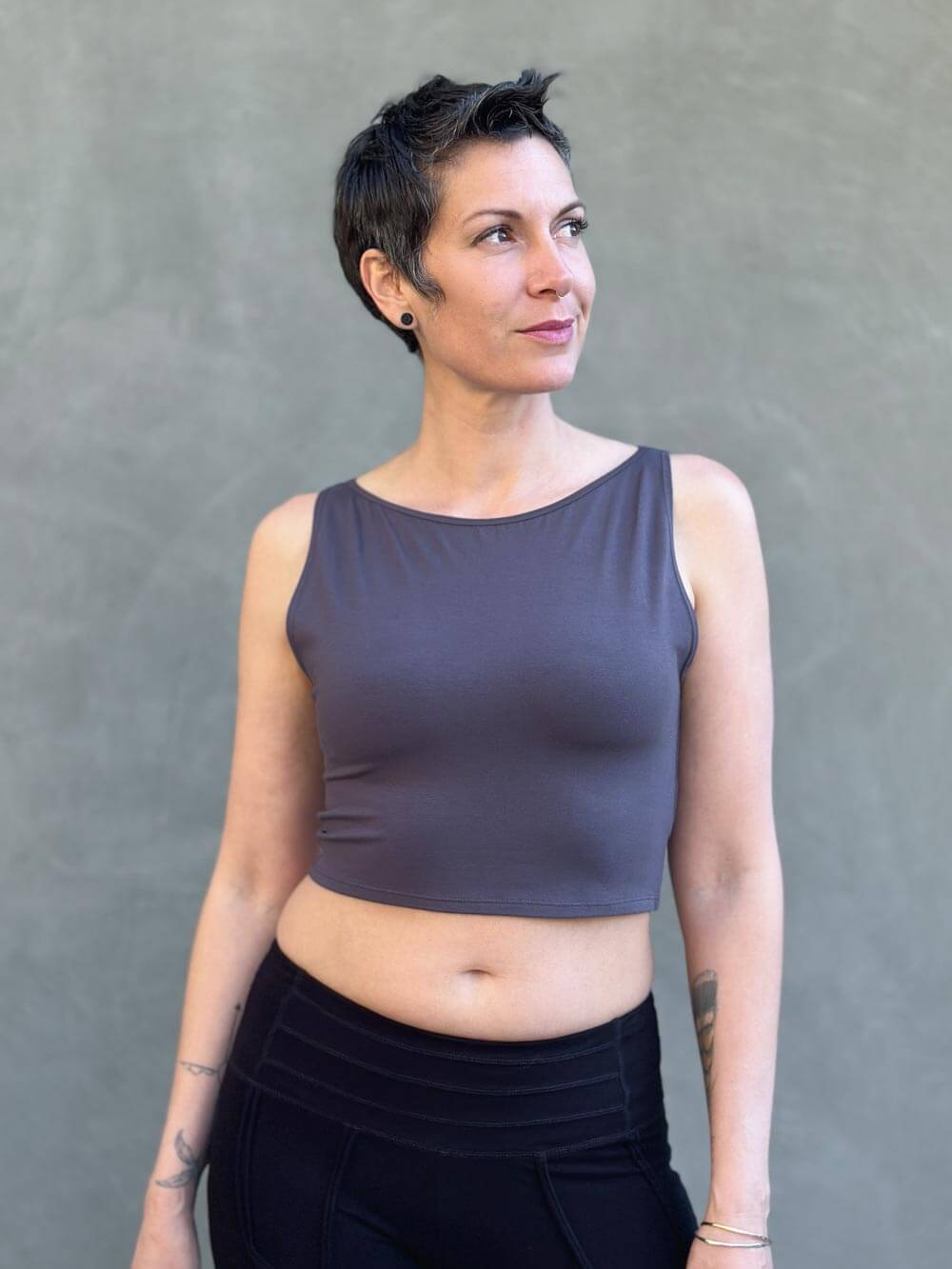 caraucci plant-based fitted grey boatneck crop top #color_steel