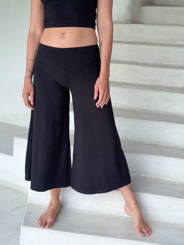 caraucci women's plant-based rayon jersey cropped black wide leg pants #color_black
