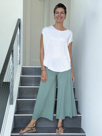 caraucci women's moss green wide leg cropped flare pants #color_moss
