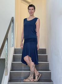 caraucci navy blue drop-waisted flapper dress #color_navy