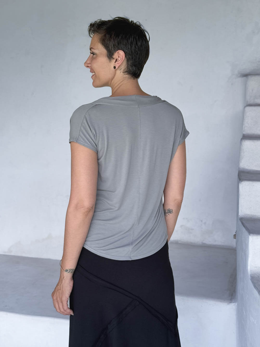 caraucci women's plant-based rayon jersey light grey lightweight loose fit top #color_stone