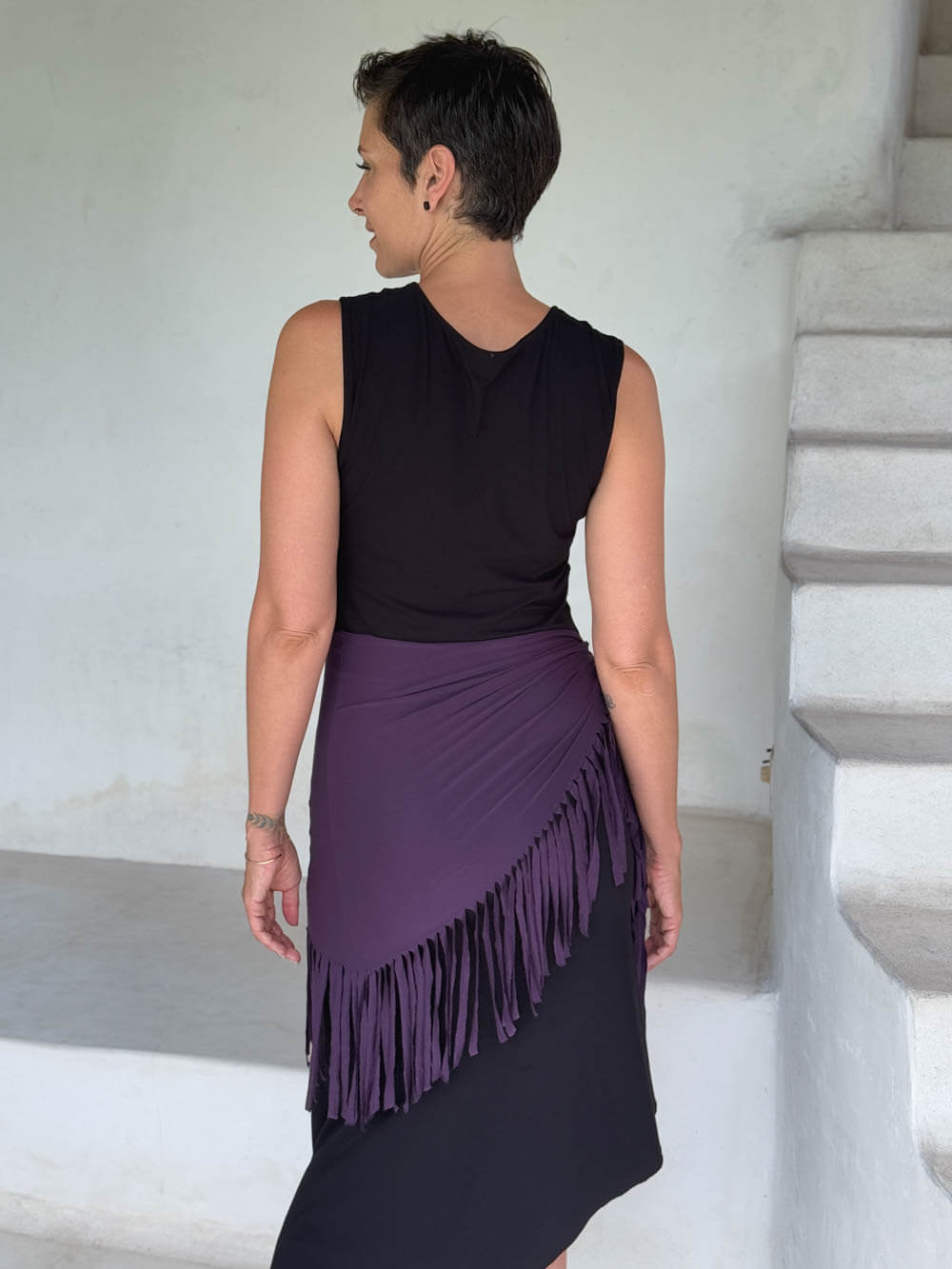 caraucci-fringe-scarf-plum-tied-as-skirt-back-view #color_plum