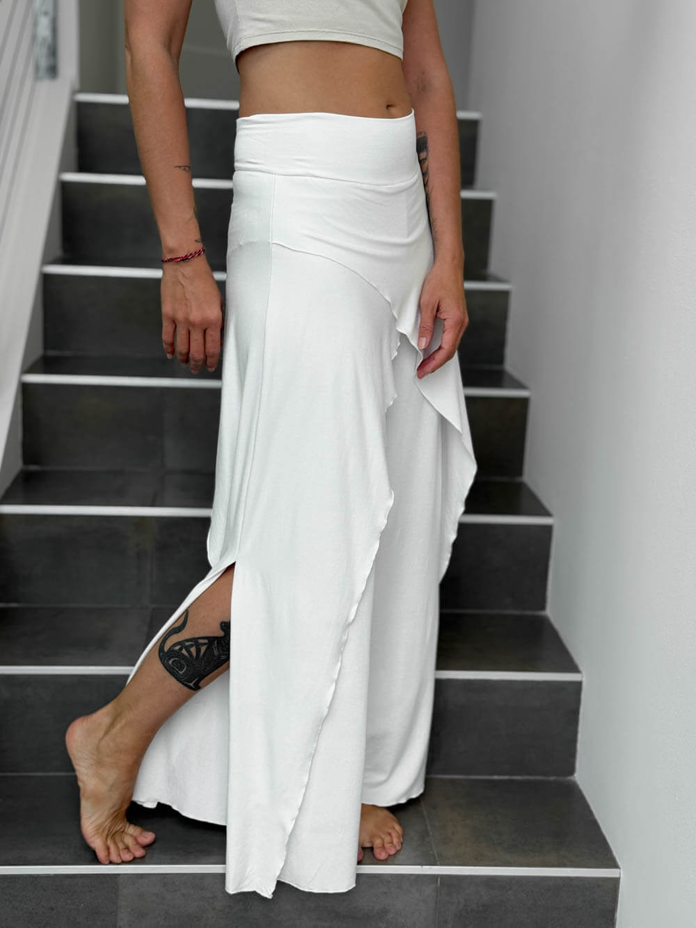 caraucci high waisted white wide leg high side slit pants #color_off-white