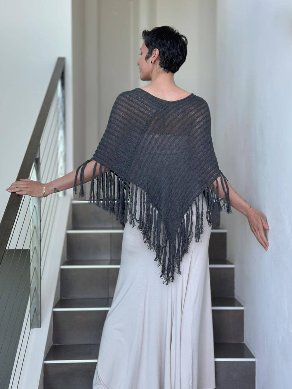 caraucci gray hand-knit cotton fringe poncho #color_charcoal