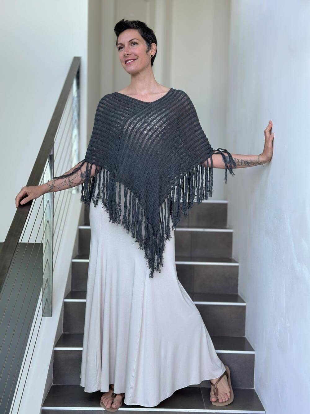 caraucci gray hand-knit cotton fringe poncho #color_charcoal