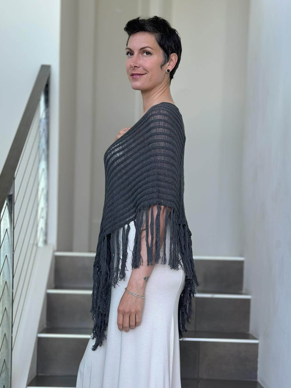 caraucci gray hand-knit cotton fringe poncho #color_charcoal