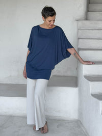 caraucci navy kimono tunic worn as a tunic with cream pants #color_navy