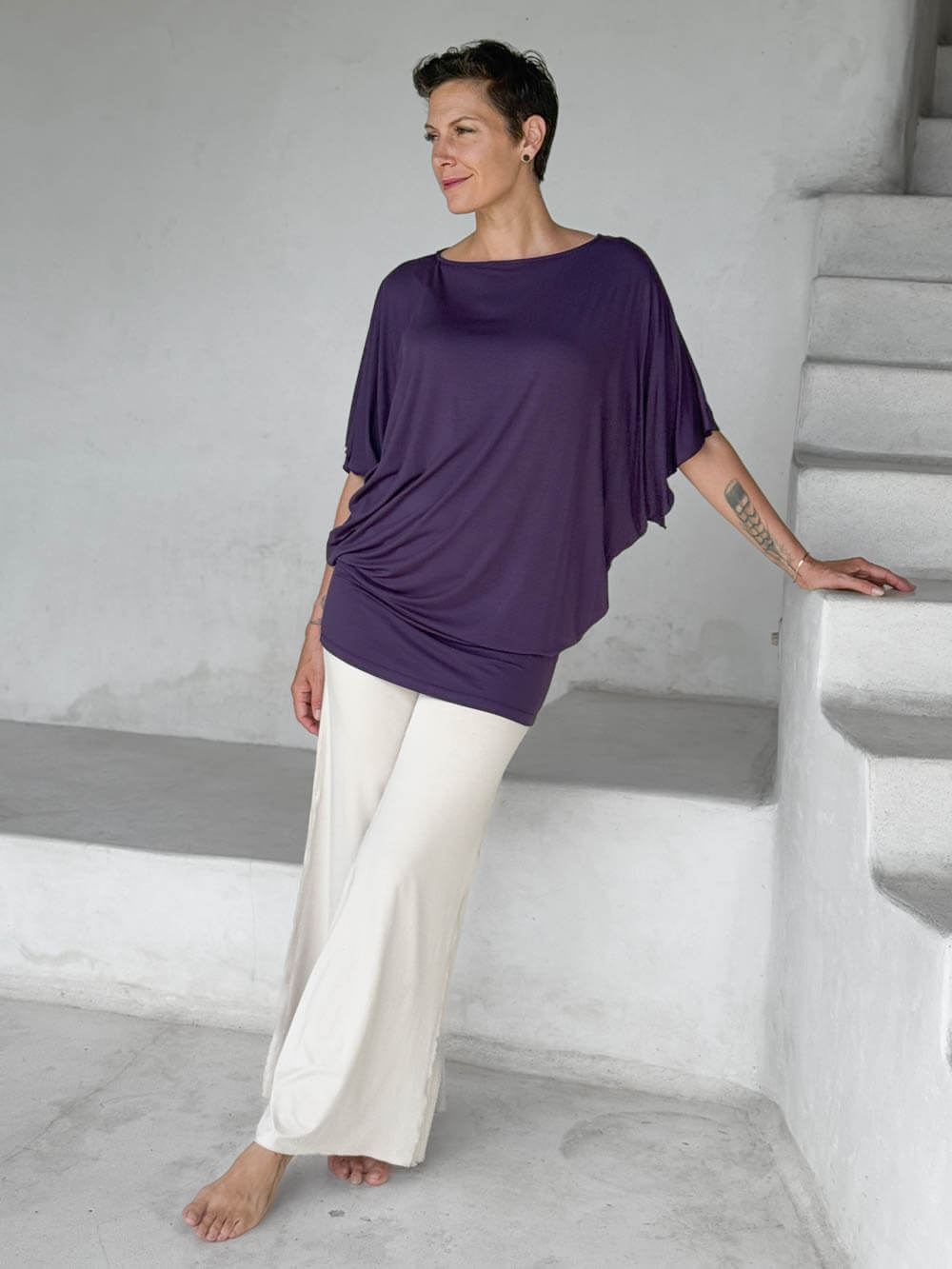 caraucci plum kimono tunic worn as a tunic with cream pants #color_plum