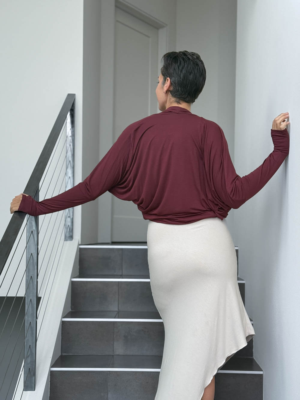 women's plant based rayon jersey loose fit maroon dolman sleeve shrug with thumbholes #color_wine