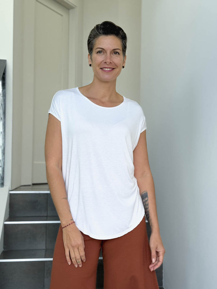 caraucci plant-based rayon jersey lightweight white unstructured cap sleeve tee #color_white