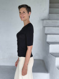 caraucci jersey round neck fitted short sleeve black top #color_black
