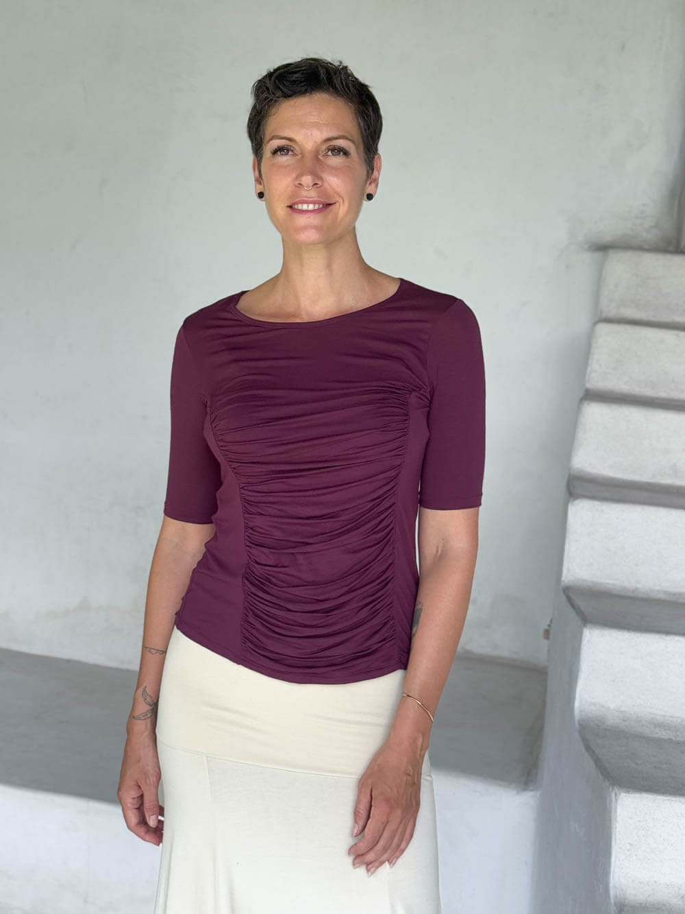 caraucci jersey round neck fitted short sleeve purple top #color_jam