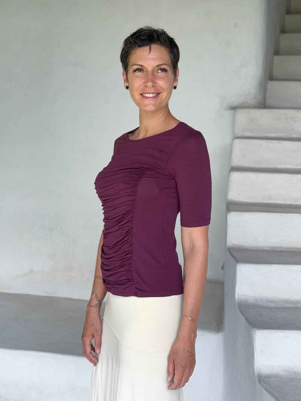 caraucci jersey round neck fitted short sleeve purple top #color_jam