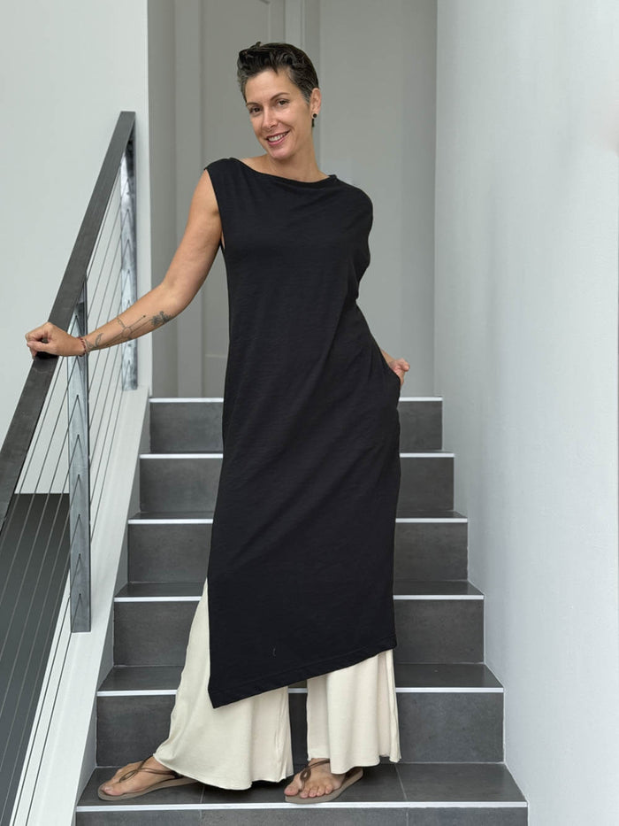 caraucci loose fit black cotton dress with pockets with pants #color_black