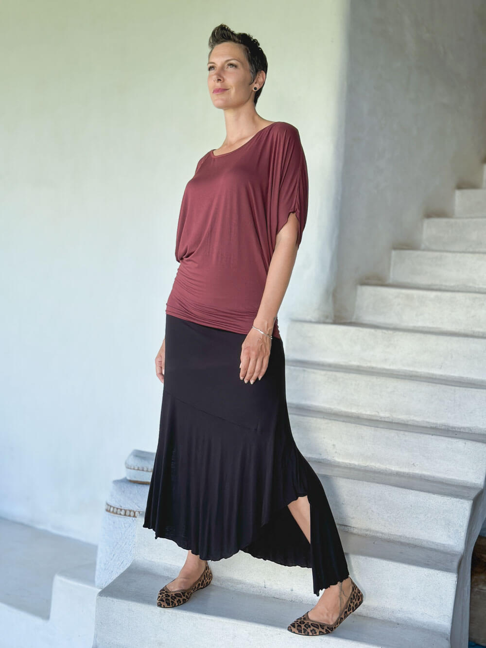 caraucci women's lightweight short sleeve maroon loose fit top #color_wine