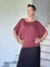 caraucci women's lightweight short sleeve maroon loose fit top #color_wine