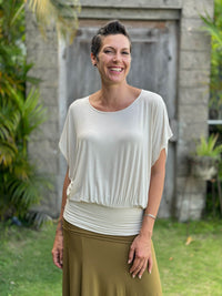#caraucci women's cream lightweight short sleeve loose fit top #color_cream