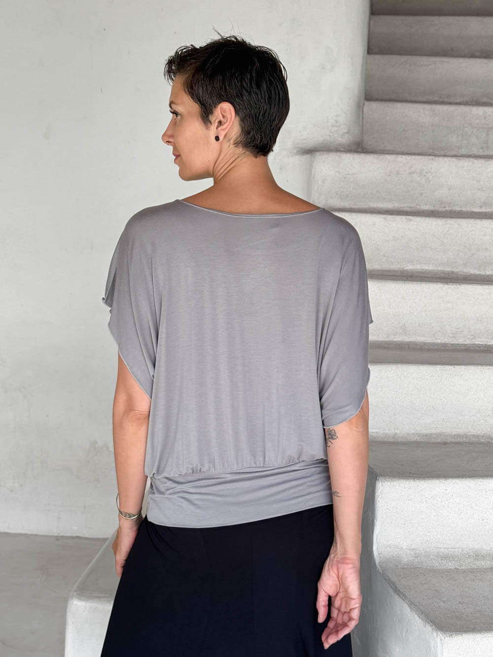 caraucci women's light grey lightweight short sleeve loose fit top #color_stone