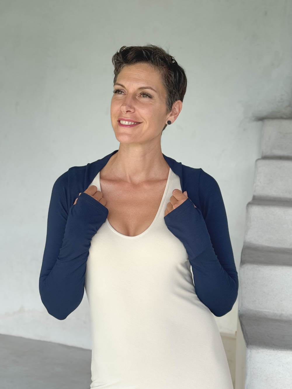 women's jersey navy long sleeve sleeve shrug with thumbholes #color_navy