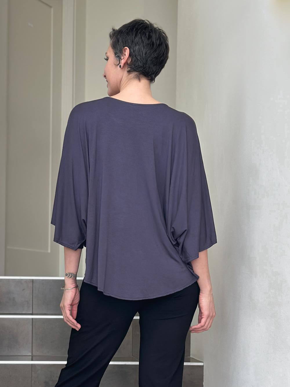 caraucci loose round neck grey dolman sleeve free size top #color_steel