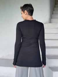 caraucci v-neck long sleeve black tunic with thumbholes #color_black