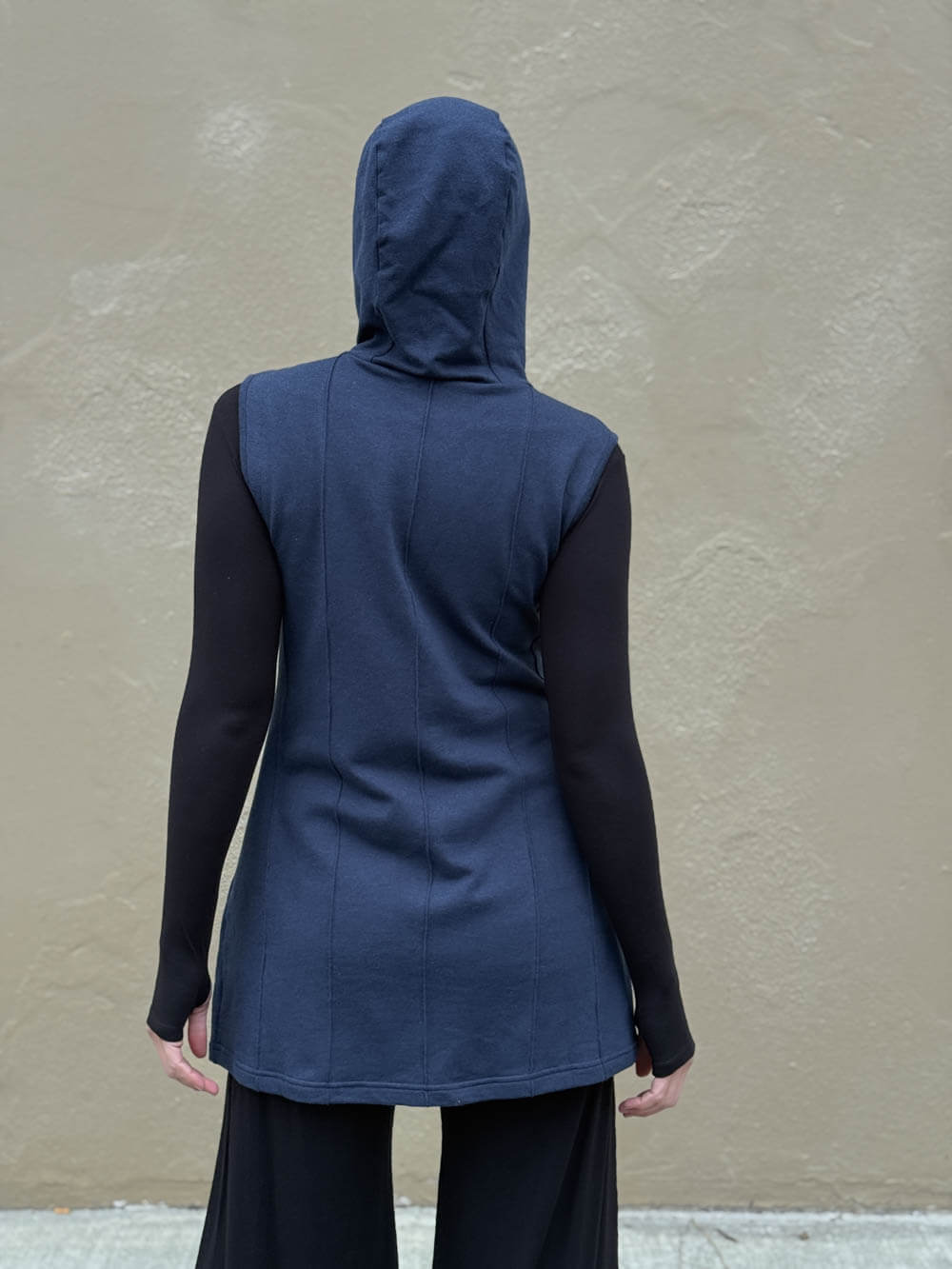 caraucci navy blue bamboo fleece hooded zipper vest with pockets #color_navy