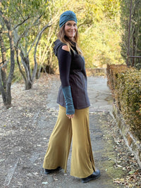 caraucci black bamboo fleece hooded zipper vest with pockets #color_black