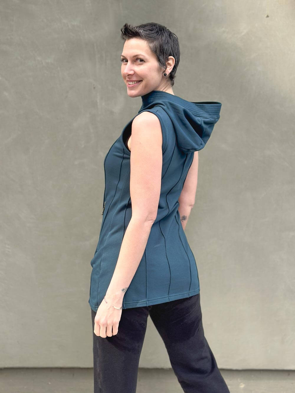 caraucci teal blue bamboo fleece hooded zipper vest with pockets #color_teal