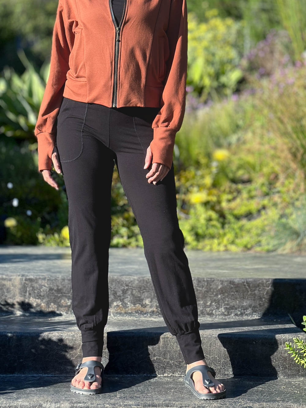 Thermo-Regulating Stretchy Bamboo Jogger Pant | Women's Bamboo