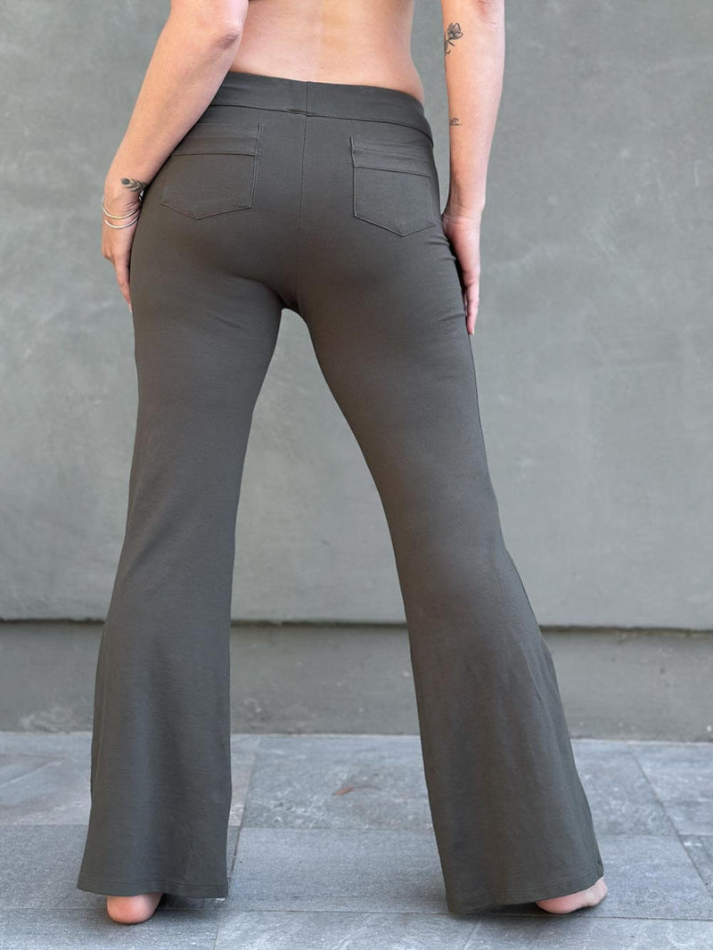 women's bamboo spandex full length forest green pants with two front and back pockets #color_forest