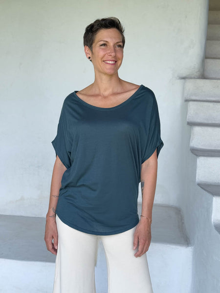 caraucci-dolman-tee-teal-