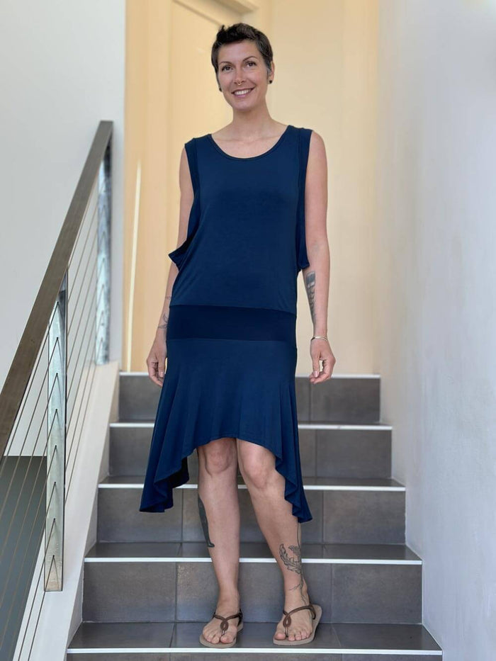 caraucci navy blue drop-waisted flapper dress #color_navy