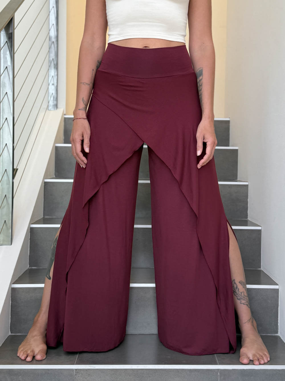caraucci high waisted maroon wide leg high side slit pants #color_wine