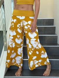 Golden Ginkgo Ruched Pant