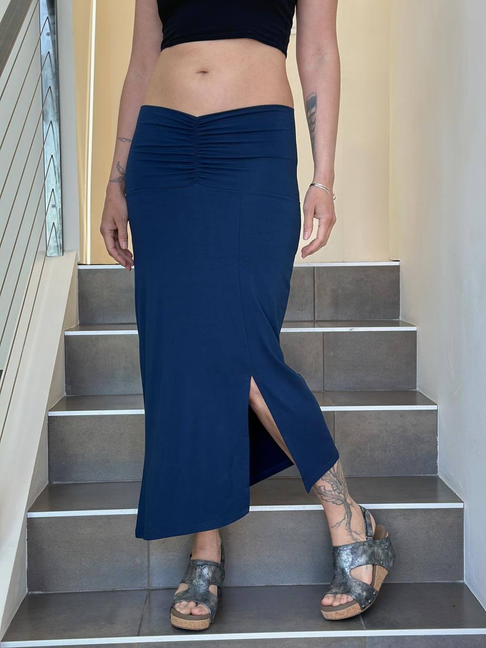 caraucci navy blue ruched waist midi slit skirt #color_navy