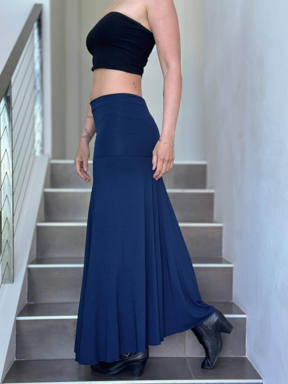 women's stretchy navy blue hourglass convertible maxi skirt and dress #color_navy