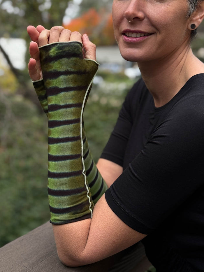 Ice Dyed Fingerless Gloves