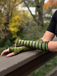 Ice Dyed Fingerless Gloves