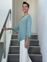 caraucci women's lightweight rayon jersey v-neck loose fit 3/4 sleeve sage green kurta tunic #color_moss