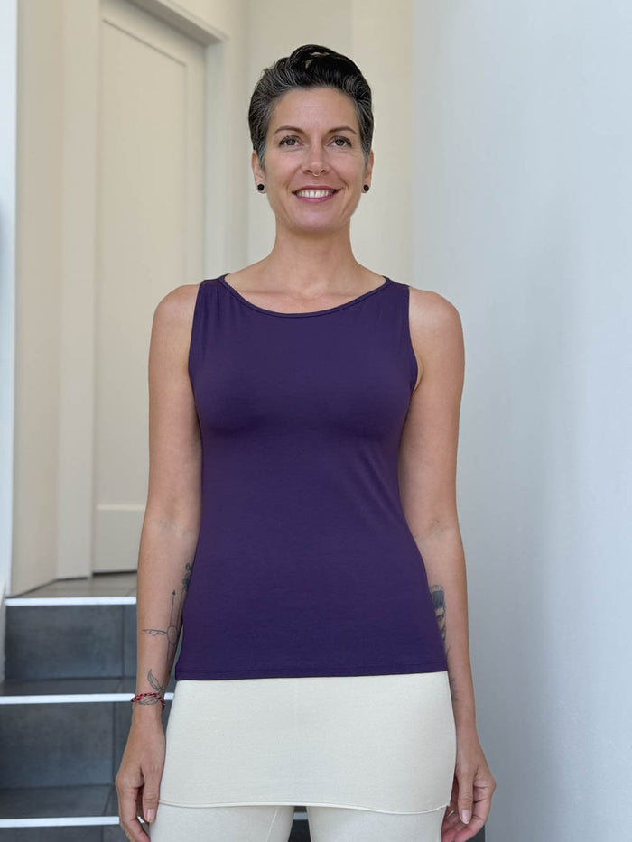 caraucci purple boat neck tank top in stretch jersey #color_plum