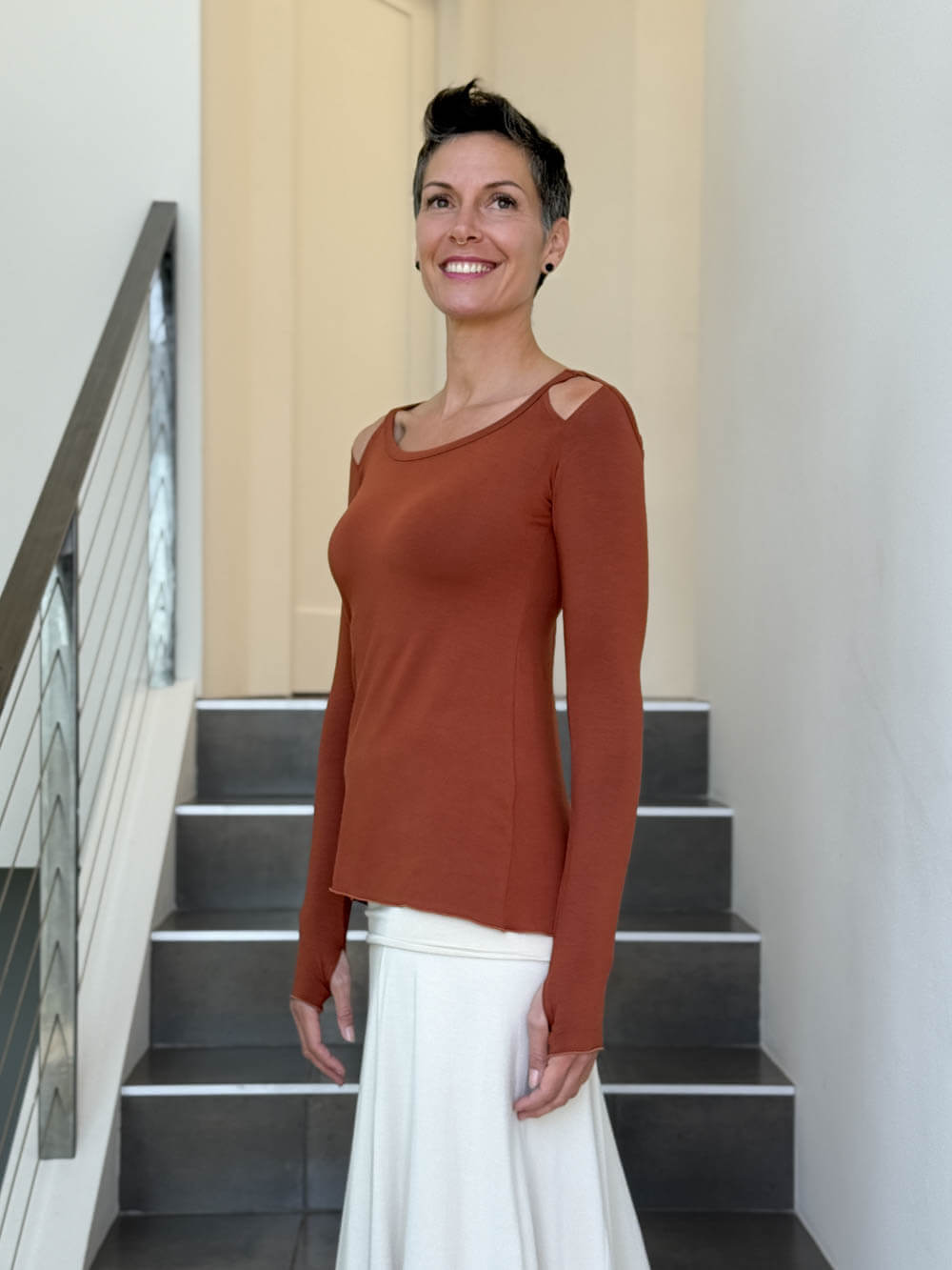 Peekaboo Long Sleeve Top | Women's Cold Shoulder Top | CARAUCCI