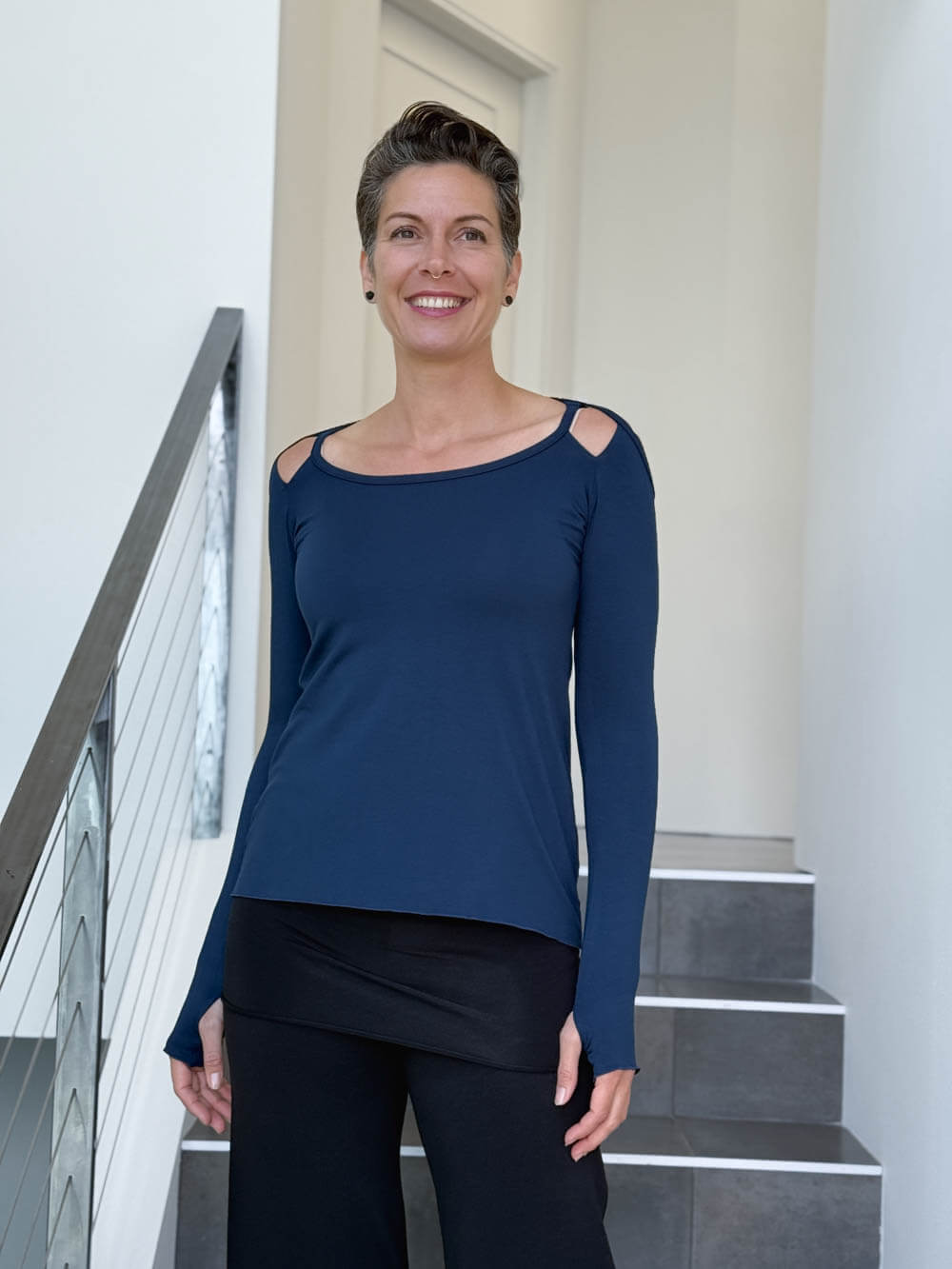 Peekaboo Top | Women's Long Sleeve Cold Shoulder Top – CARAUCCI