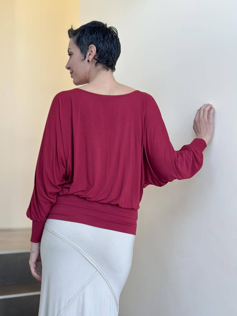 caraucci women's plant-based lightweight rayon jersey dolman sleeve loose fit top #color_scarlet