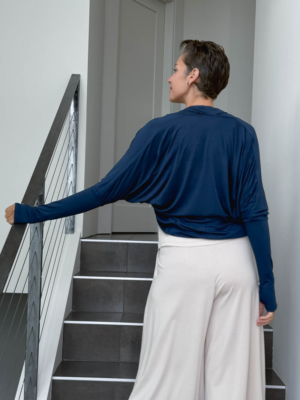 women's plant based rayon jersey loose fit navy blue dolman sleeve shrug with thumbholes #color_navy