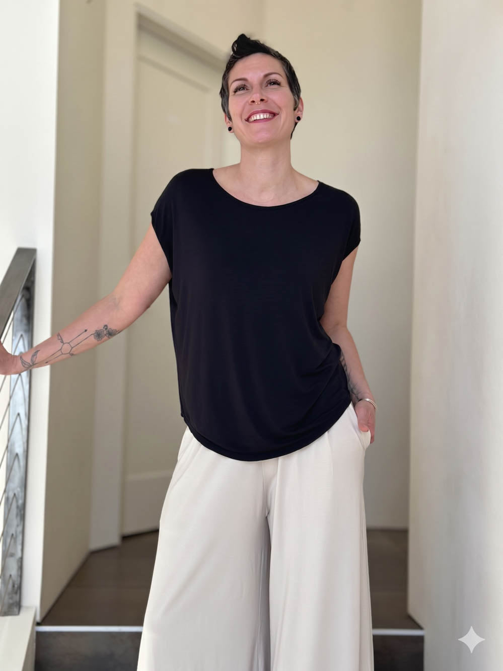caraucci plant-based rayon jersey lightweight black unstructured cap sleeve tee #color_black