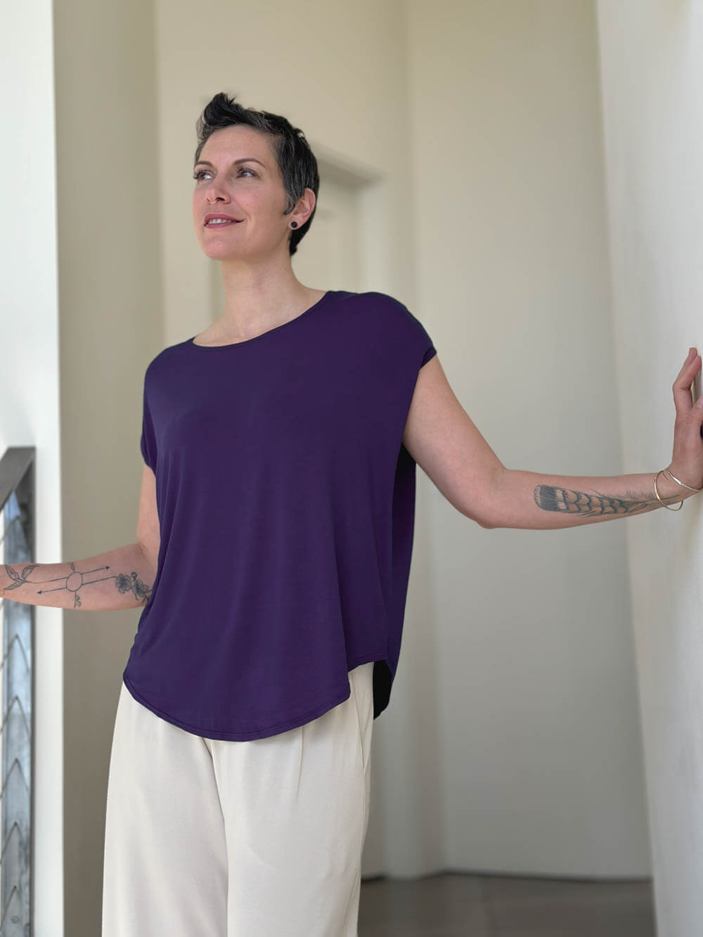 caraucci plant-based rayon jersey lightweight purple unstructured cap sleeve tee #color_plum