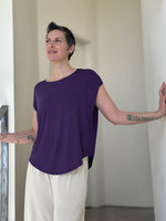 caraucci plant-based rayon jersey lightweight purple unstructured cap sleeve tee #color_plum